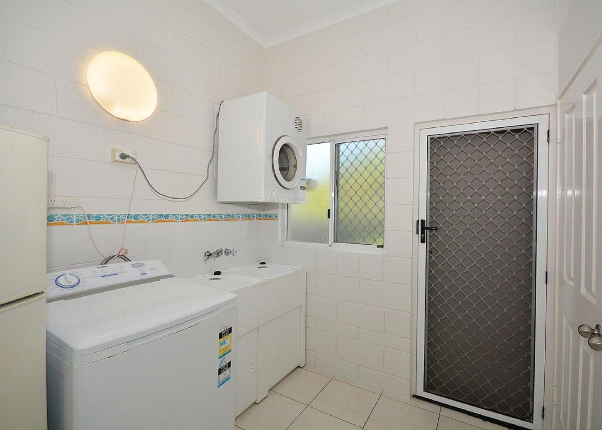 Beach House On Burrum- Close To Beach- 3Br- Wifi-Foxtel Удгейт Екстериор снимка