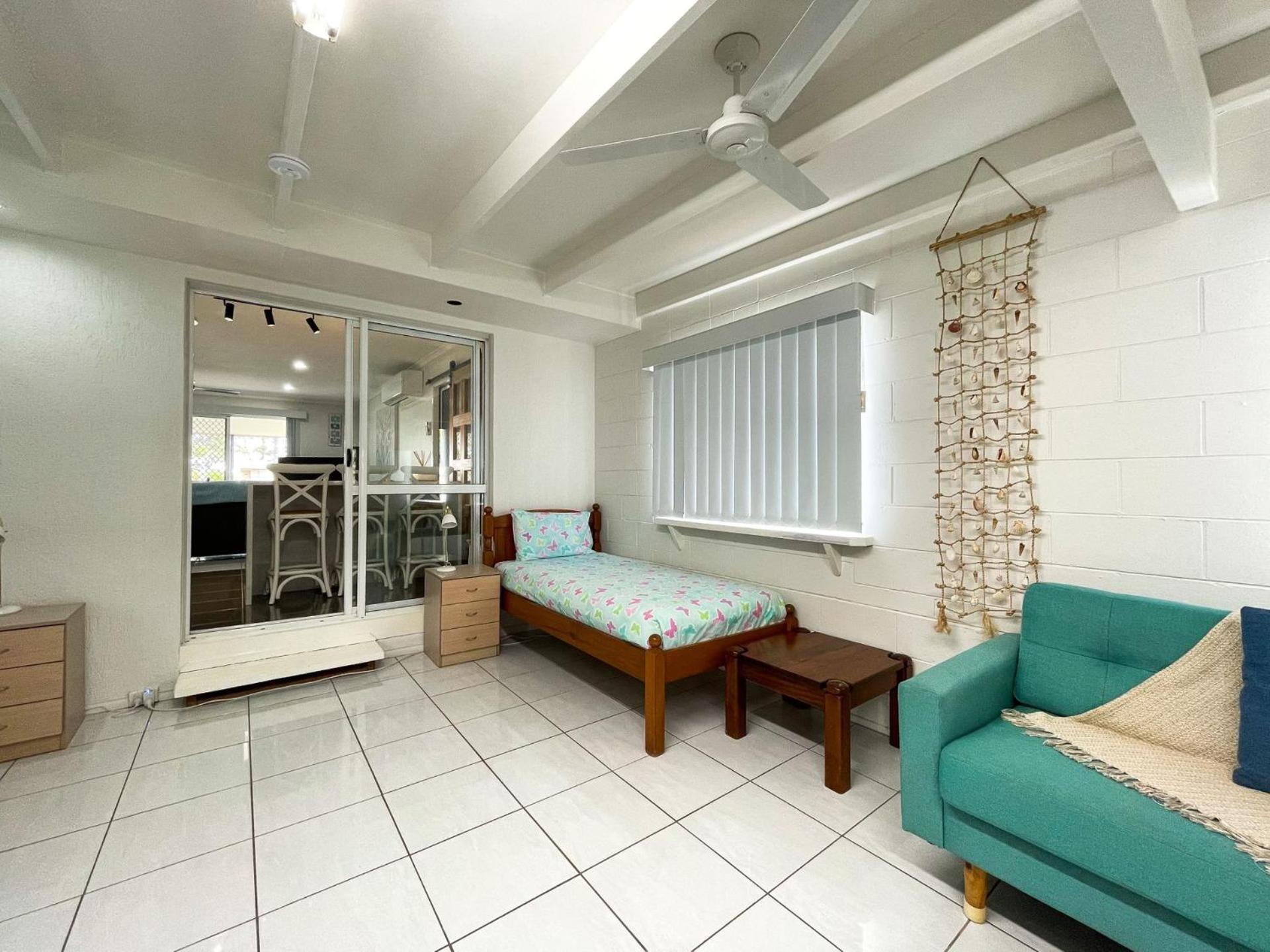 Beach House On Burrum- Close To Beach- 3Br- Wifi-Foxtel Удгейт Екстериор снимка