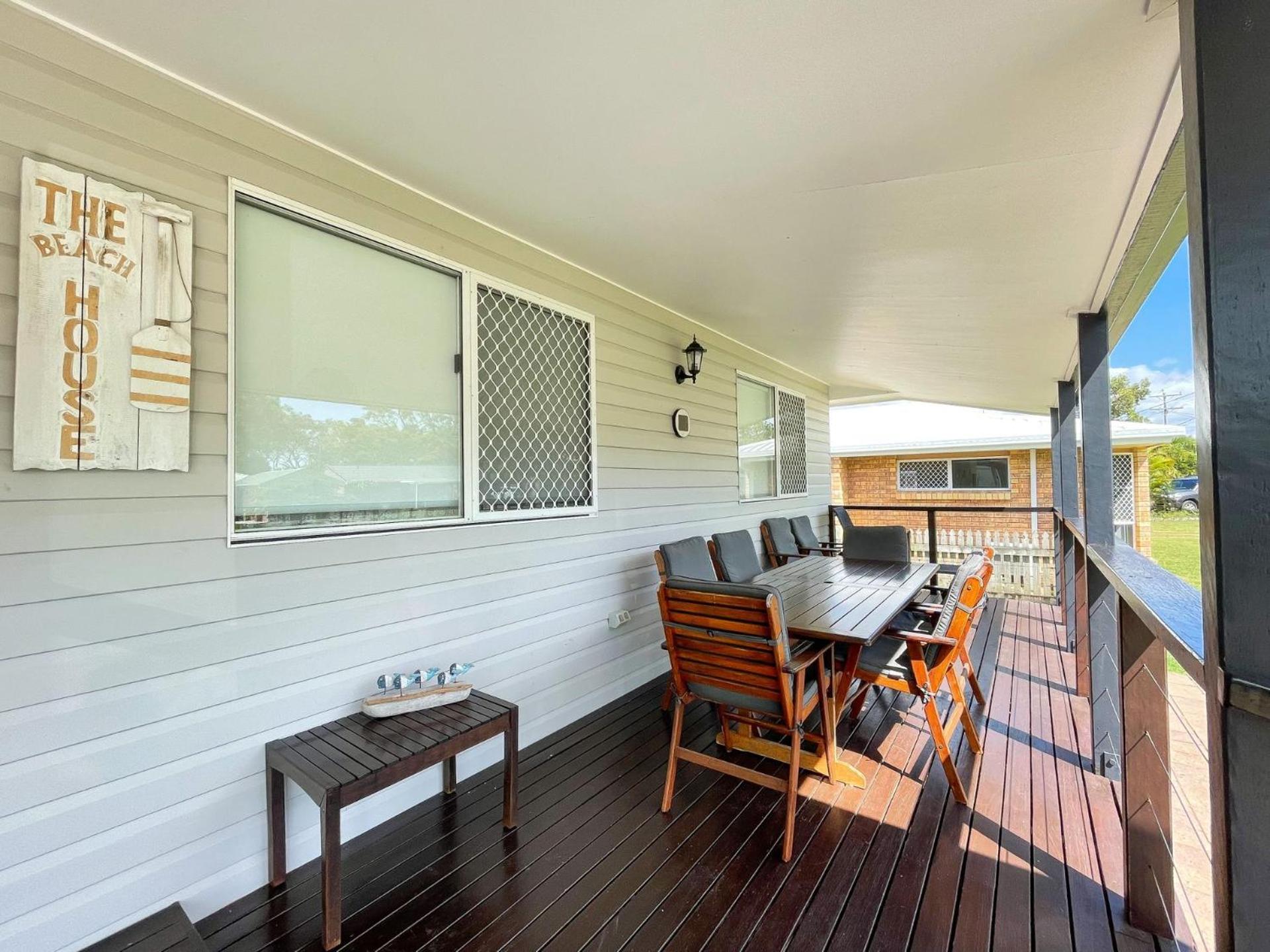 Beach House On Burrum- Close To Beach- 3Br- Wifi-Foxtel Удгейт Екстериор снимка