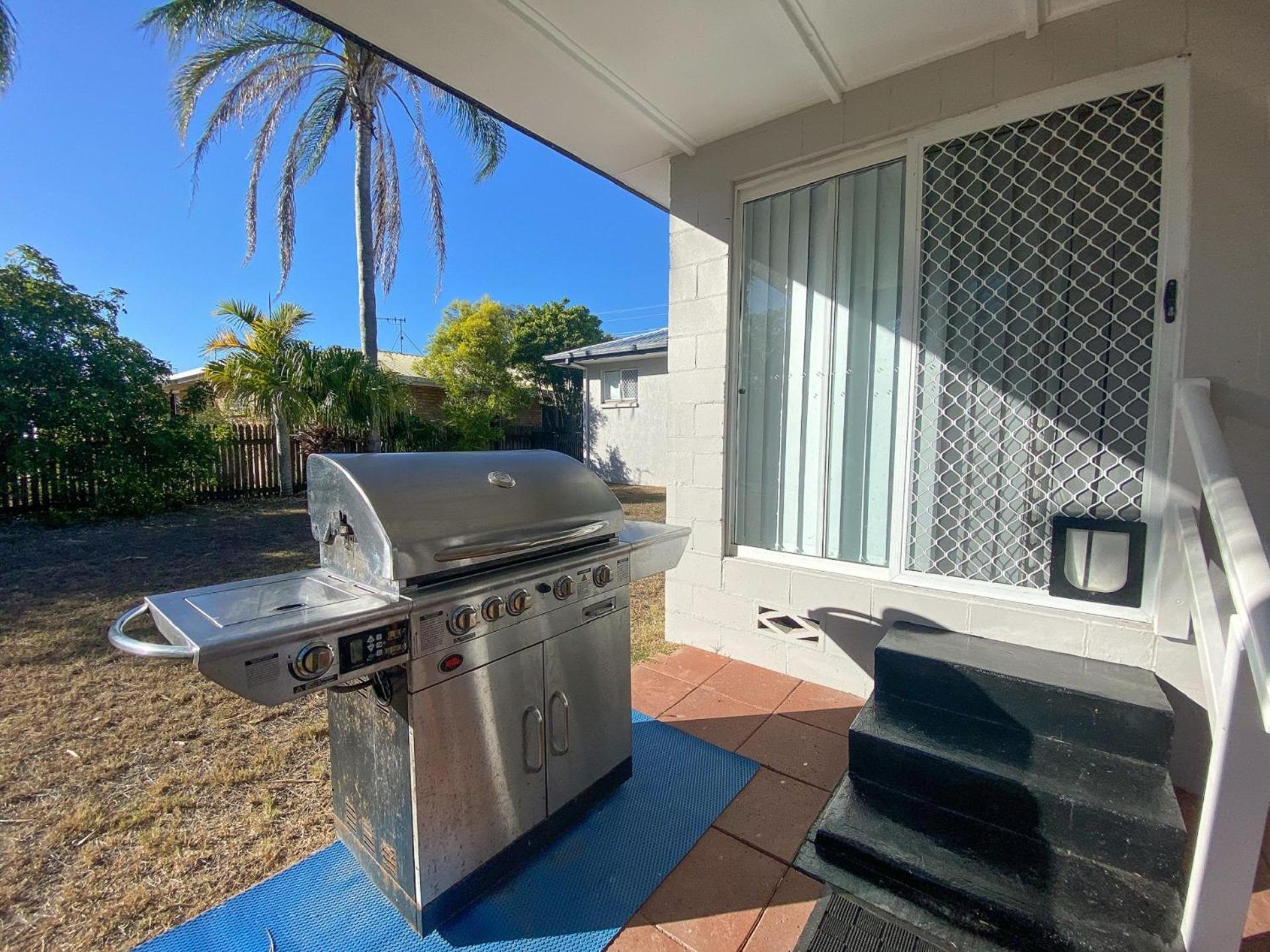 Beach House On Burrum- Close To Beach- 3Br- Wifi-Foxtel Удгейт Екстериор снимка